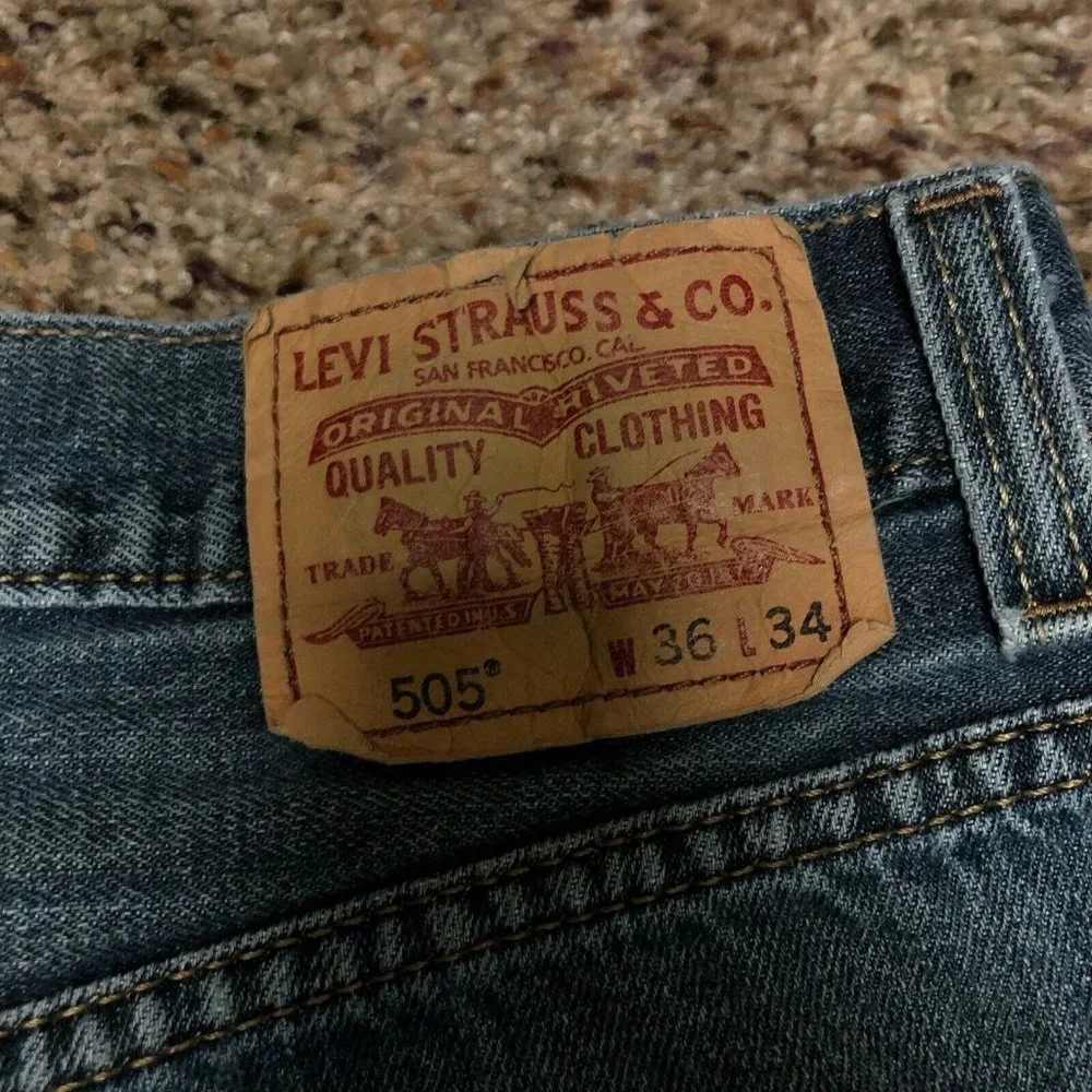 Levi's Men's 36x34 Straight Relaxed 505 Regular‎